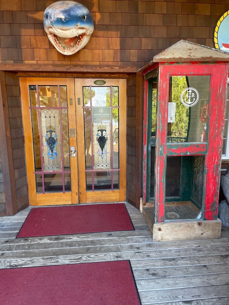 anchor inn resort