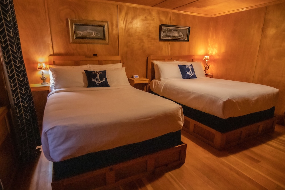 anchor inn resort