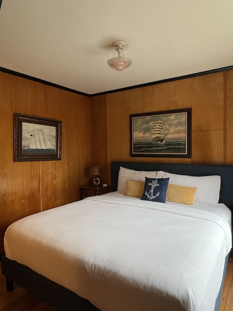 anchor inn resort