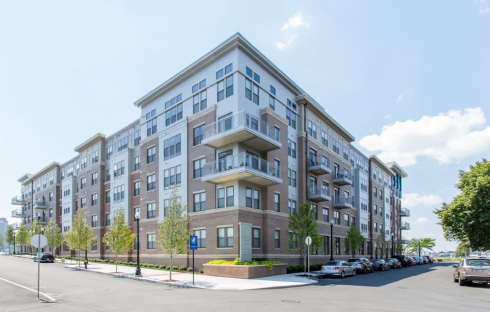 global luxury suites east boston