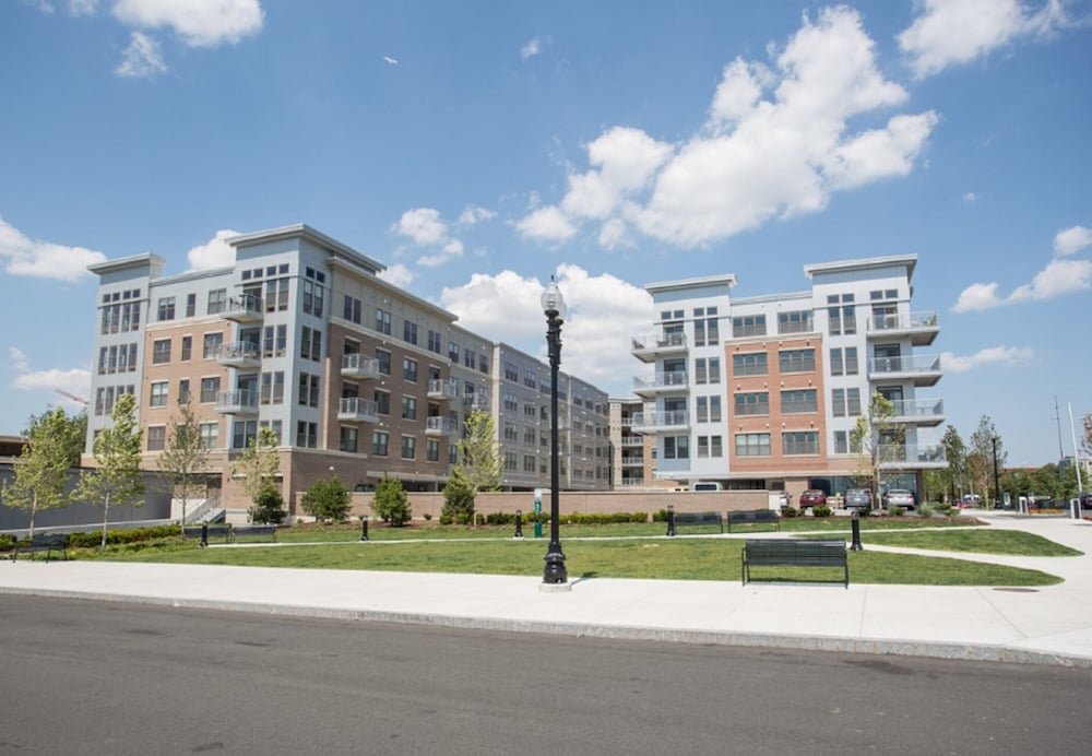 global luxury suites east boston