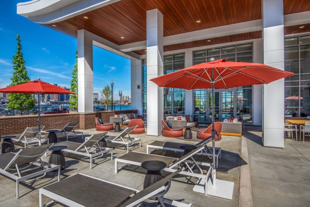 global luxury suites east boston