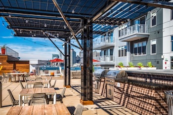 global luxury suites east boston