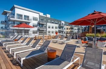 global luxury suites east boston
