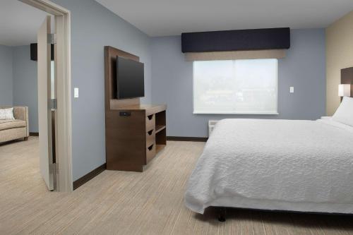 hampton inn warroad mn