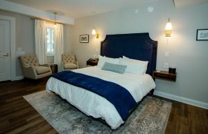 the colonial inn hillsborough