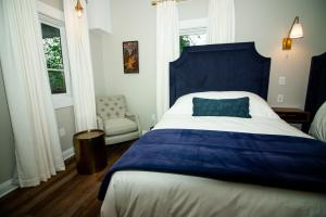 the colonial inn hillsborough