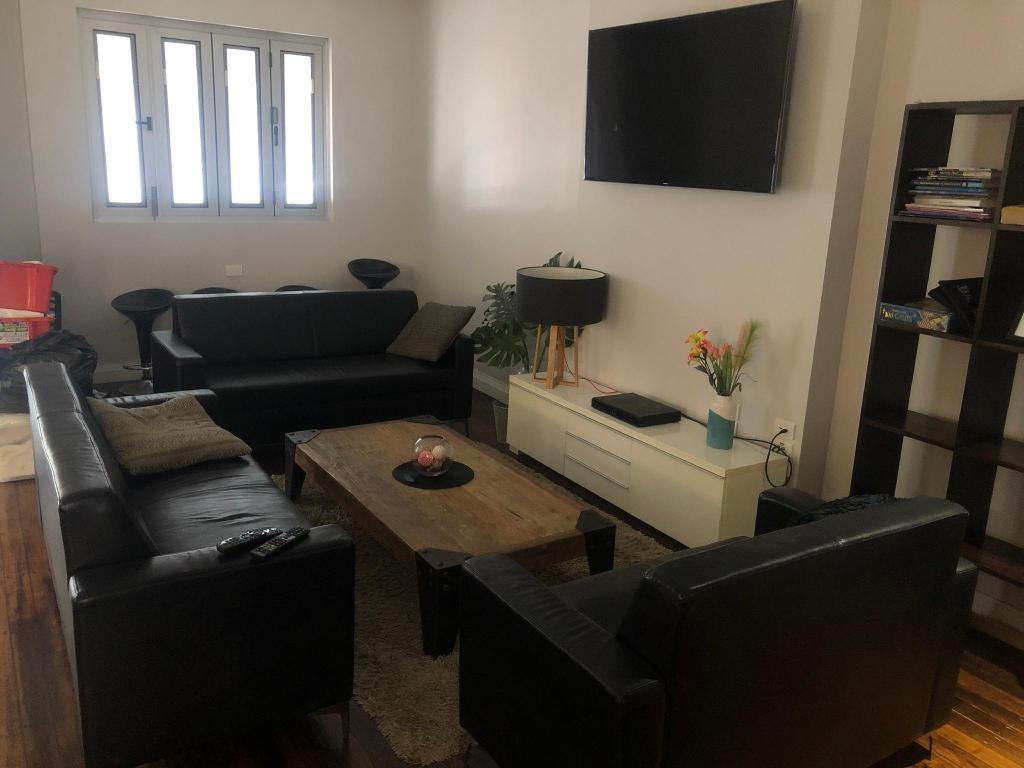 alloggio studios on king