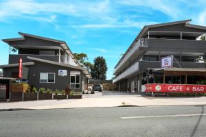 petrie mill motel