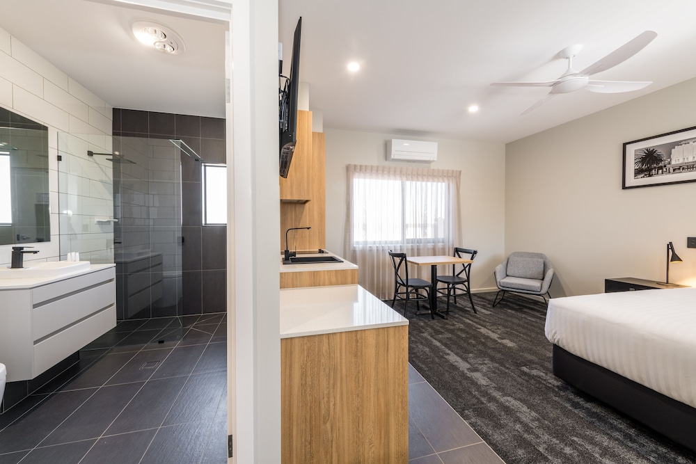 avenue motel apartments