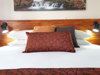 black sheep motel goulburn