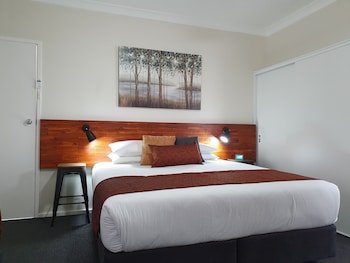black sheep motel goulburn
