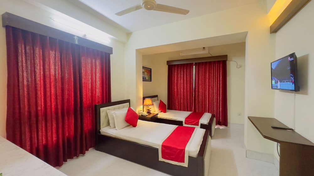 hotel grand circle inn