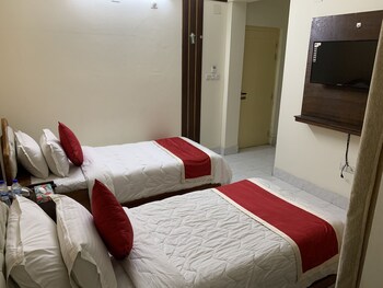 hotel grand circle inn