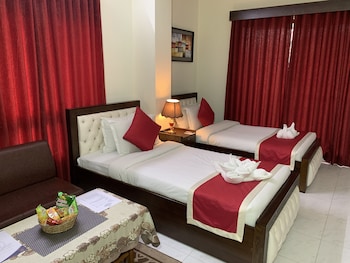 hotel grand circle inn