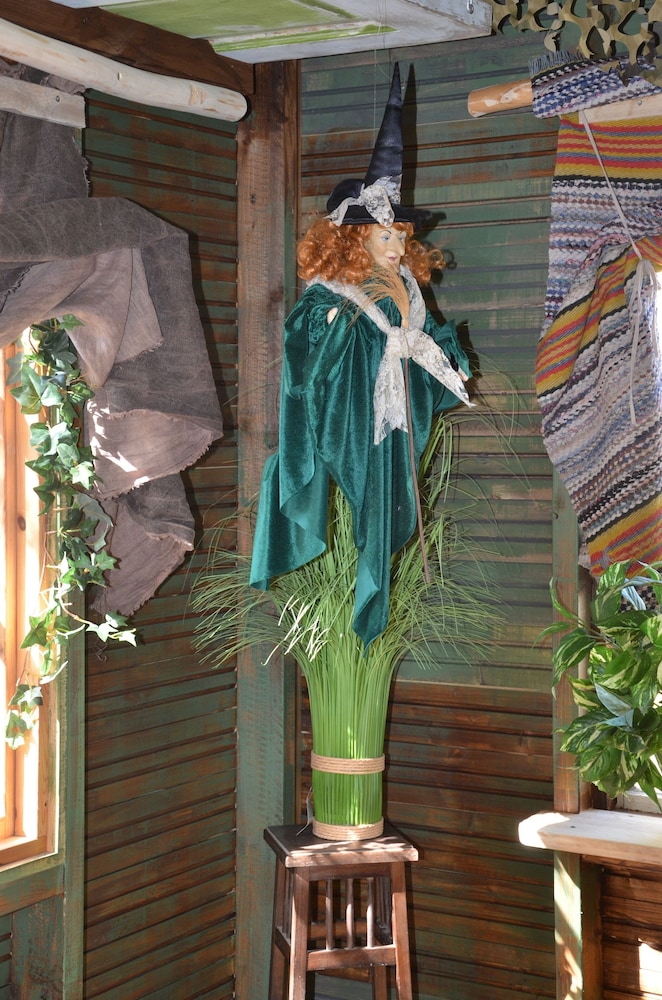 fide aventyrsby and camping