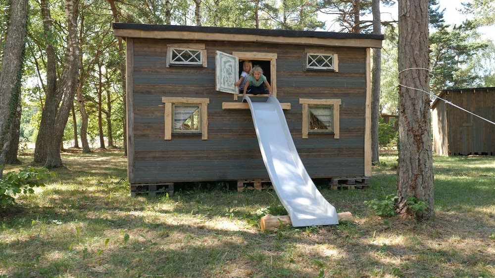 fide aventyrsby and camping