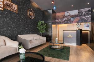 aspira gems center silom