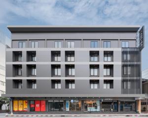 aspira gems center silom