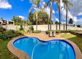 atlantic pearl rivonia guest house