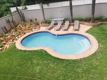 atlantic pearl rivonia guest house