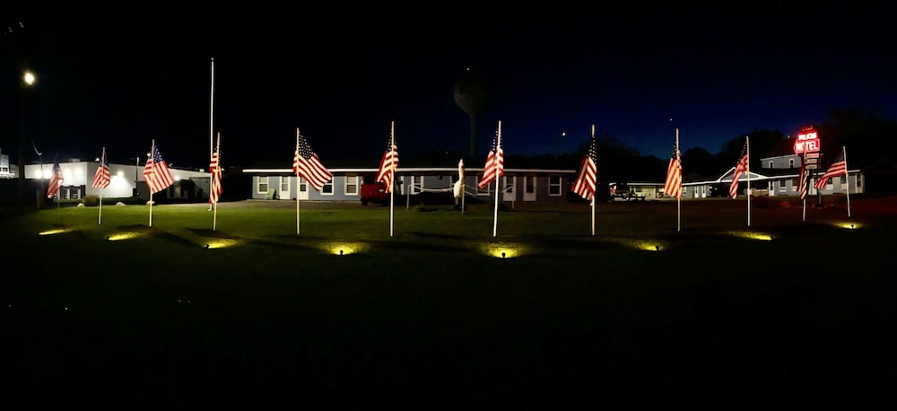 pelican motel