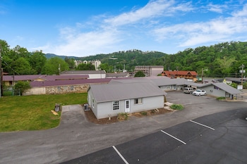 gatlinburg mountain inn