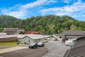 gatlinburg mountain inn