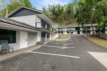 gatlinburg mountain inn