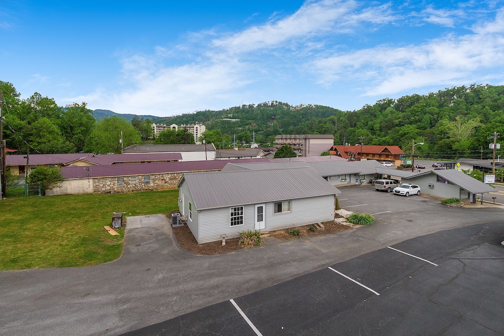 gatlinburg mountain inn