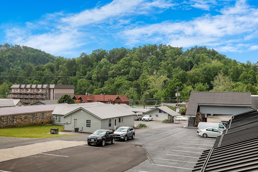 gatlinburg mountain inn