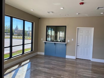 lone star inn dickinson