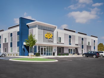 stayapt suites greenville greer bmw