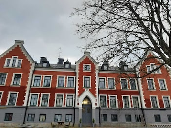 Hotell Hof,Askersund Municipality>>Askersund,2.5 star