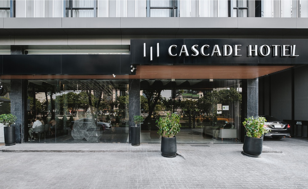cascade hotel bangkok