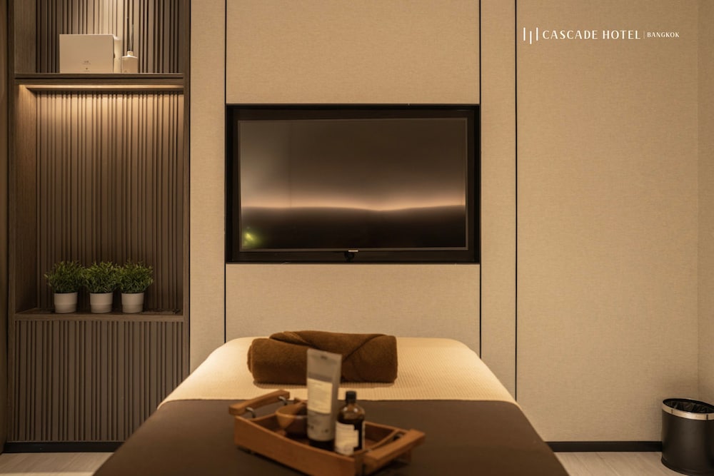 cascade hotel bangkok
