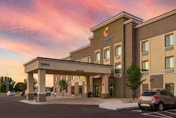 comfort inn and suites