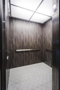 palace inn blue houston east beltway 8