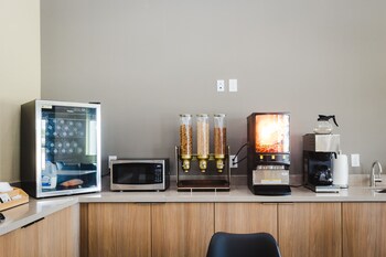 palace inn blue houston east beltway 8