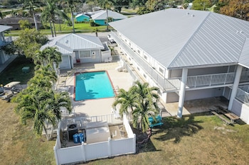 Roland And Mary Ann Martin Resort,,5 star