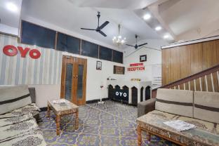 Oyo 71906 Grand Hotel And Lodge,,3 star