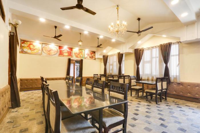 oyo 71906 grand hotel and lodge