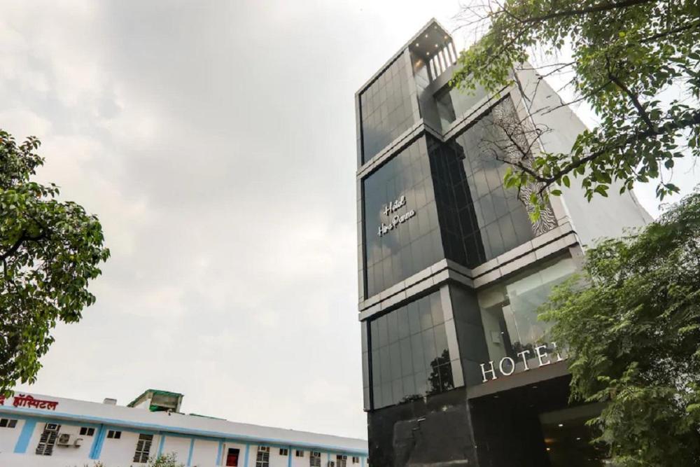 collection o 72303 hotel hira panna