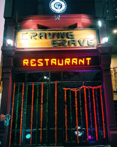 collection o 72303 hotel hira panna