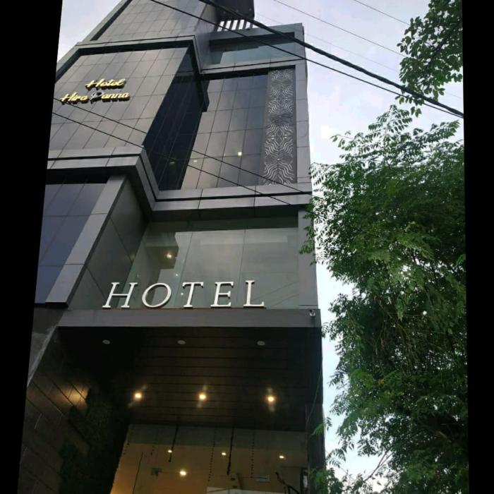 collection o 72303 hotel hira panna
