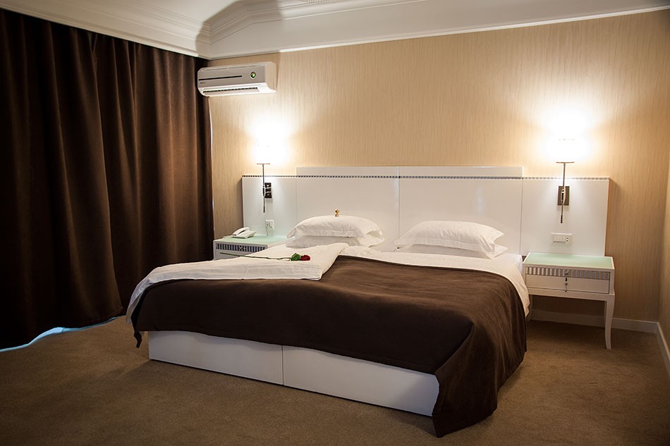 amber hotel