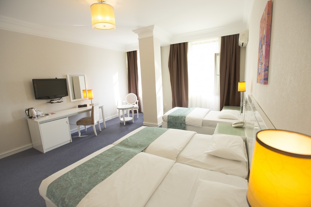 amber hotel