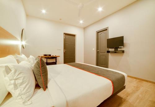 super townhouse hosur main road bommanahalli near gopalan innovation mall