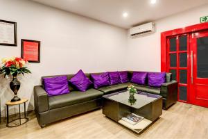 Oyo Townhouse 235 Swain Heritage,,4 star