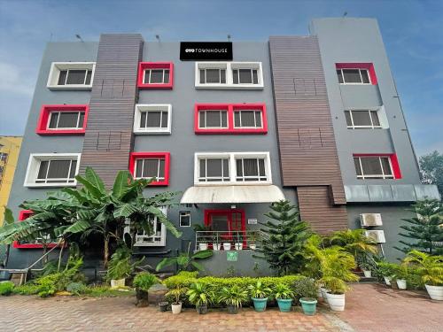 Super Townhouse Swain Heritage,,4 star